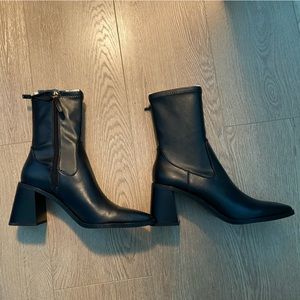 Zara boots, size 8, never worn